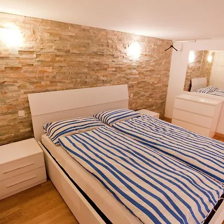 10nest Apartment